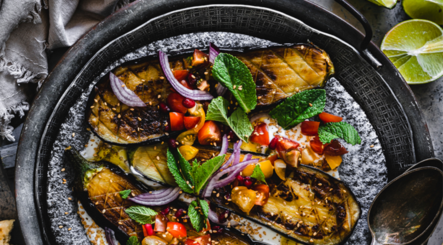 Gebratene Auberginen mit Sesamjoghurt