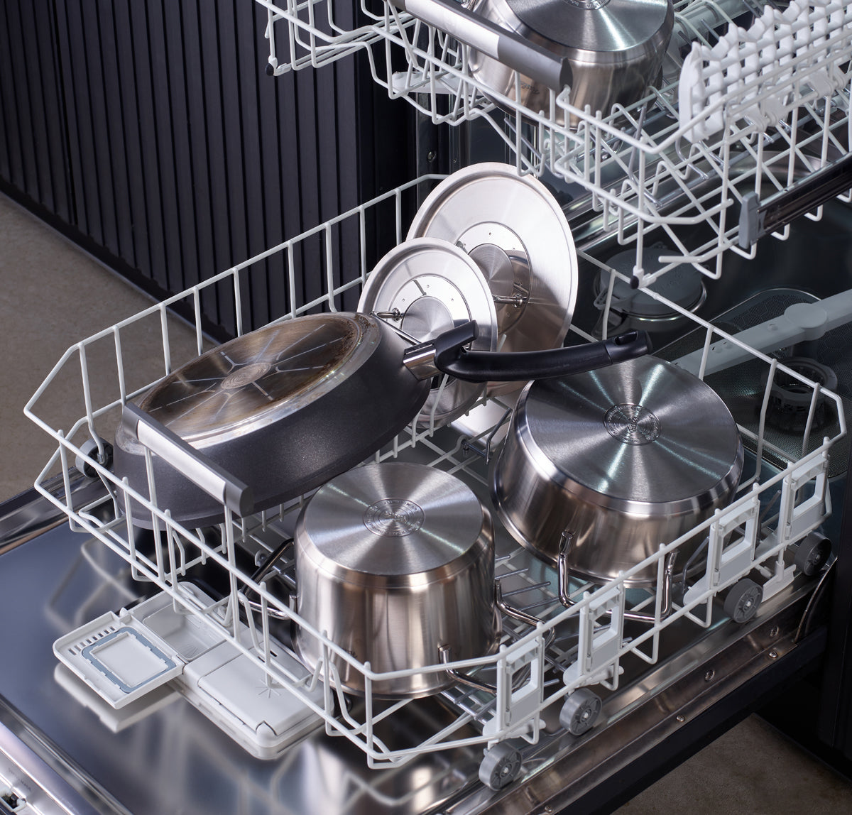 AST_2755710;5330a6561ff8fc3c82703f5583abd941;PROD_2041111,SI_1933801,SI_1933802,SI_1933803